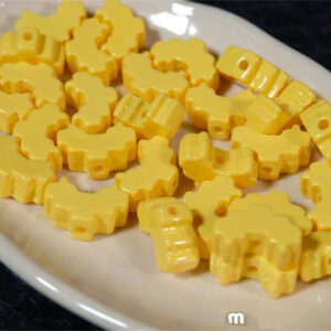 21-inner core-yellow / Heart frame 30 * 26mm, inner core 20 * 14mm (sold by piece)