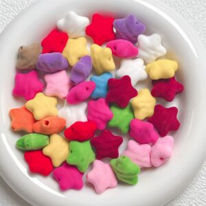 14-randomly mixed colors / Size is about 19*18mm, hole diameter is about 3mm