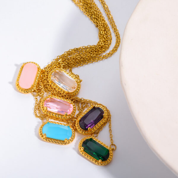 oly-f09e47477fa1da8be34d4355d007003f Wholesale Chic Emerald Green Zircon Collarbone Necklace Oval Pendant Copper Gift Jewelry