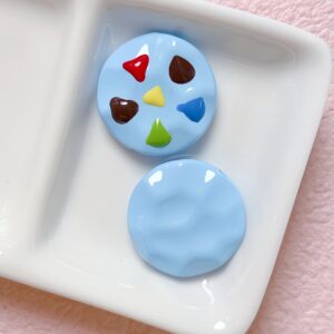 15-light blue / Size is about 25mm, hole diameter is about 2.5mm