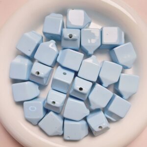 06-light blue / Size is about 20 * 15mm, aperture is about 2.8mm