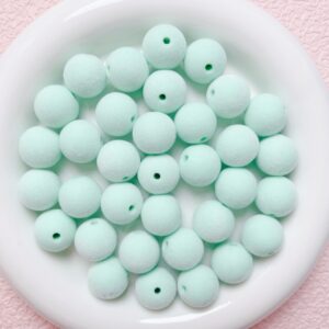 06-light green / 16mm, hole diameter about 2.8mm (sold by piece)