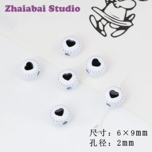 17-round love heart on white background / Sold by the piece