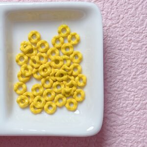 08-yellow / Size is about 6mm, hole is about 2mm (sold by the piece)