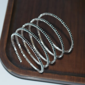 5 rows of silver black diamonds
