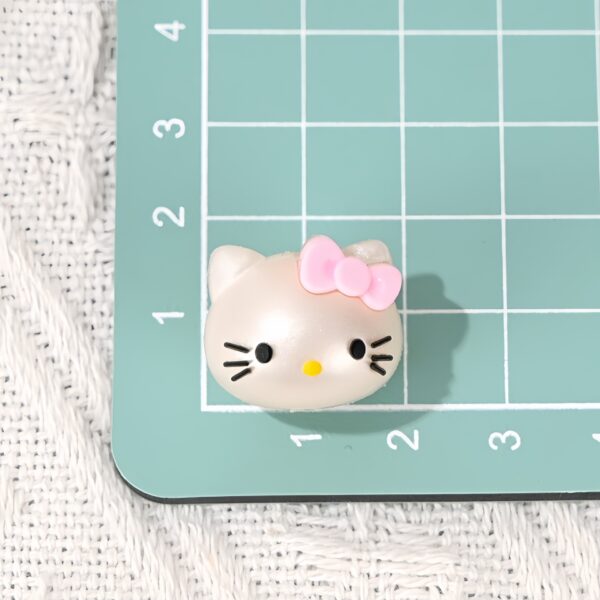 oly-f867541801ff186e7b3c9ecdc3a6bd76 Wholesale Trendy Silicone Cat Beads Red UV Plated DIY Bag Charm Phone Charm Keychain Craft Supply