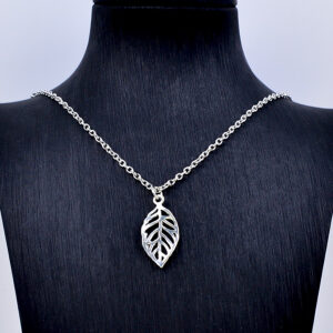 oly-f9e735dc9ab635b50c39fd658884b606 Wholesale Plated Zinc Alloy Leaf Pendant Earrings And Necklace Set Korean Minimalist Hollow Out Style Fashion Jewelry For Women