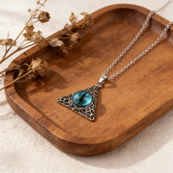 oly-fa64c1b63537dbd39648d9825bc67017 Wholesale Hip Hop Blue Eye Triangle Pendant Necklace Stylish Streetwear Jewelry Accessory Zinc Alloy Silver Finish Boutique Resale Gift