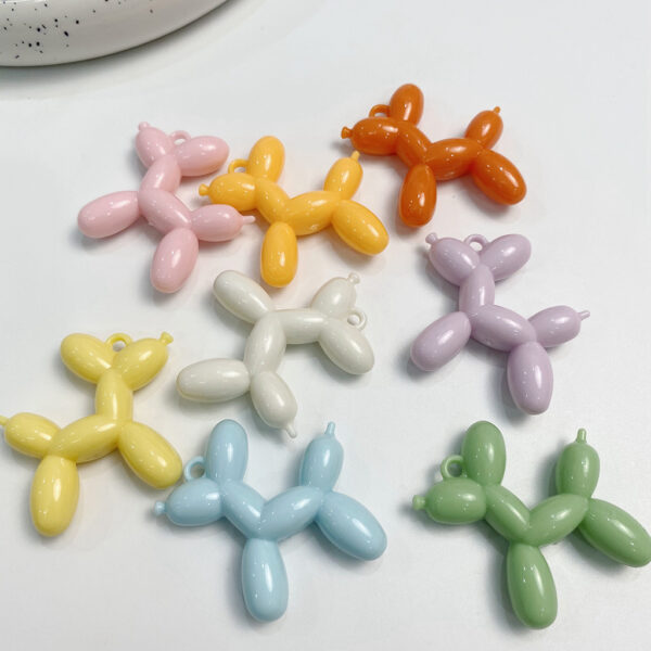 Wholesale Acrylic Balloon Dog Loose Beads DIY Keychain Charms for Necklace Backpack Pendant Fashion Jewelry Accessory