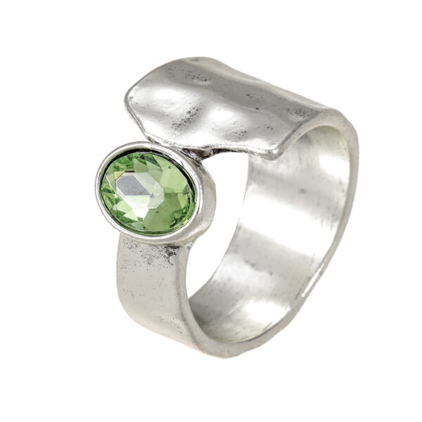Wholesale Retro Hammered Green Gemstone Ring For Women Silver Alloy Fashion Jewelry Accessory Casual Everyday Wear