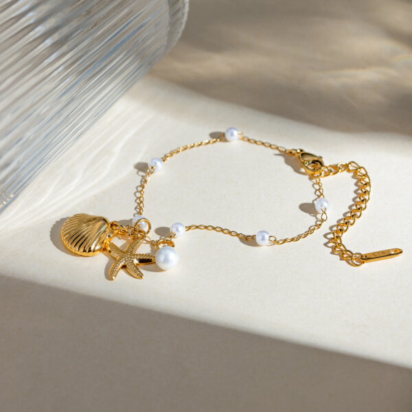 Wholesale Stainless Steel Gold Tone Pearl Chain Starfish Pendant Bracelet Trendy Ocean Jewelry Accessory For Women