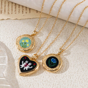 oly-ff5cf54470ab62353aa54260a20ed7e1 Wholesale Stainless Steel Gold Plated Heart Locket Necklace With Rabbit Design Chic Fashion Accessory For Gift Or Boutique Resale